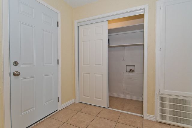 504 Circleview Drive, Mansfield, TX 76063