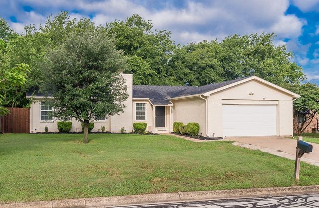 504 Circleview Drive, Mansfield, TX 76063
