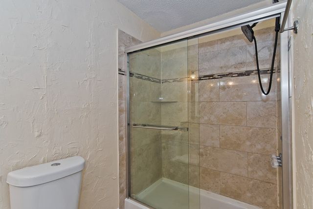 504 Circleview Drive, Mansfield, TX 76063