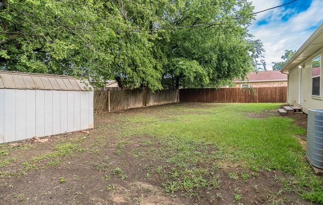 504 Circleview Drive, Mansfield, TX 76063