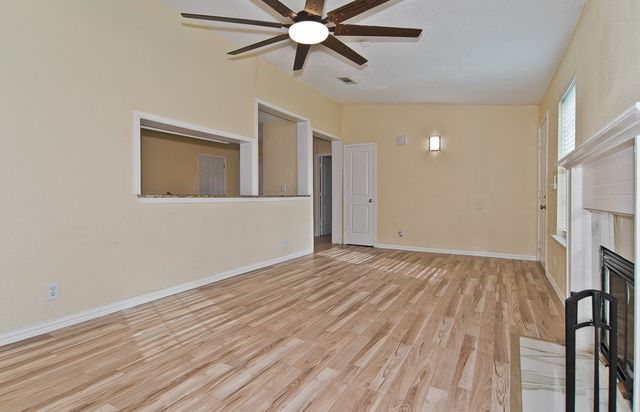 504 Circleview Drive, Mansfield, TX 76063