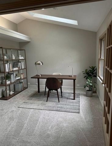 2098 Bent Trail Court, Ann Arbor, MI 48108