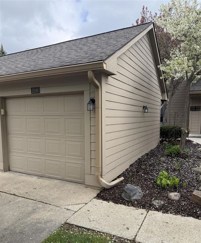2098 Bent Trail Court, Ann Arbor, MI 48108