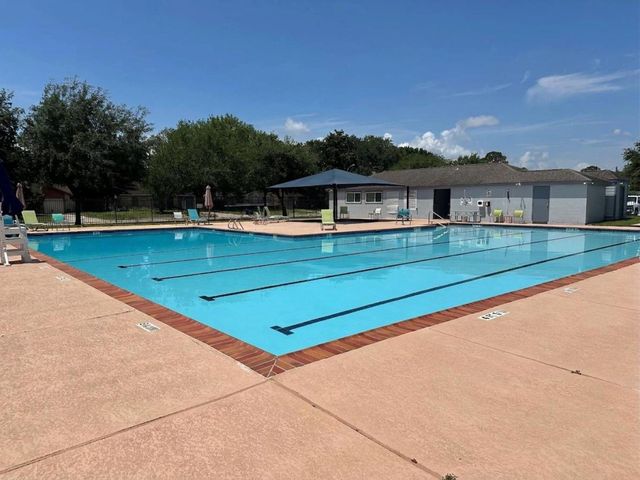 16923 Enchanted Circle W, Sugar Land, TX 77498