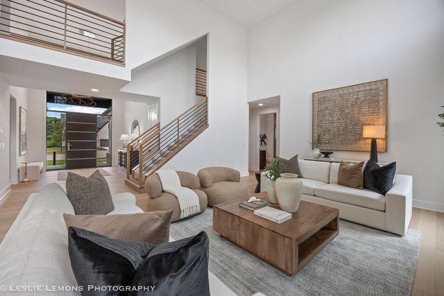 20 Pinnacle Court, Naperville, IL 60565