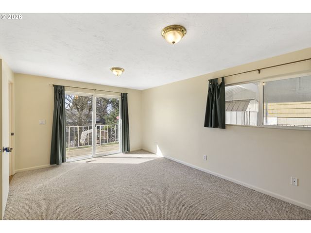 10105 Se 96TH Ave, Happy Valley, OR 97086