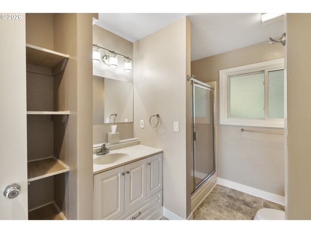 10105 Se 96TH Ave, Happy Valley, OR 97086