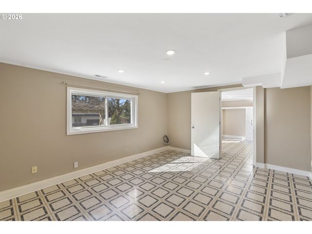 10105 Se 96TH Ave, Happy Valley, OR 97086