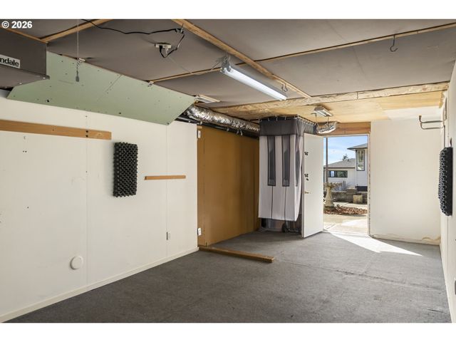 10105 Se 96TH Ave, Happy Valley, OR 97086