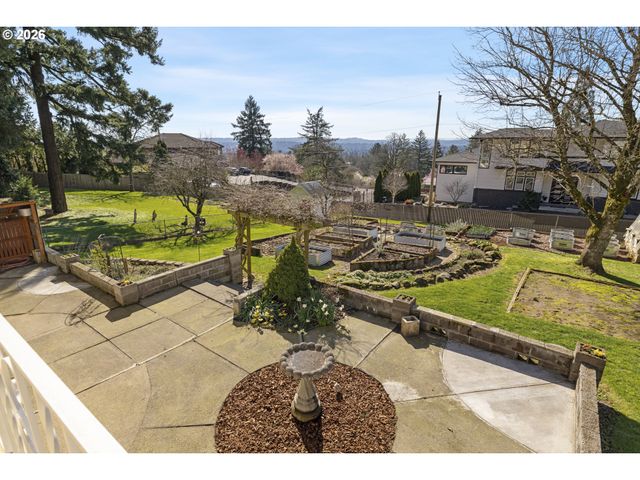 10105 Se 96TH Ave, Happy Valley, OR 97086