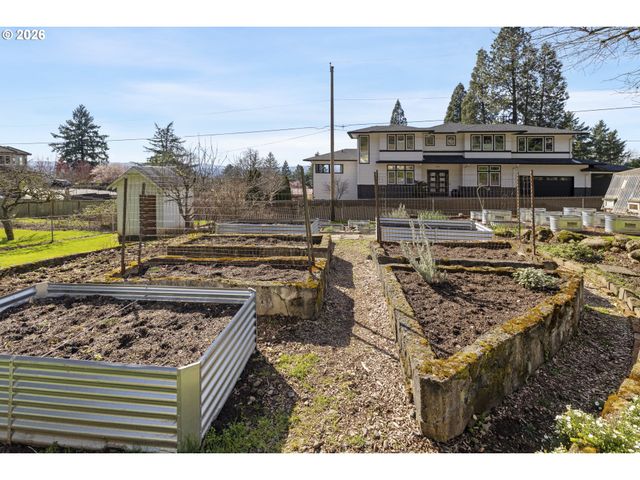 10105 Se 96TH Ave, Happy Valley, OR 97086