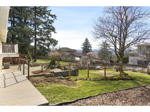 10105 Se 96TH Ave, Happy Valley, OR 97086