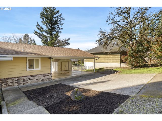 10105 Se 96TH Ave, Happy Valley, OR 97086