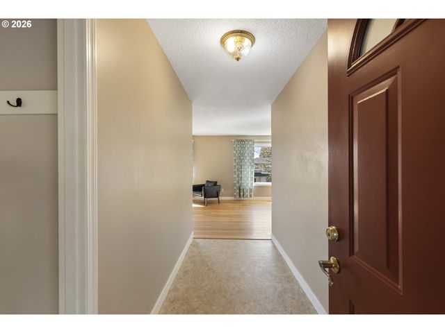 10105 Se 96TH Ave, Happy Valley, OR 97086