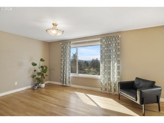 10105 Se 96TH Ave, Happy Valley, OR 97086