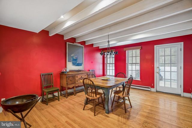 156 N 3RD ST, Philadelphia, PA 19106