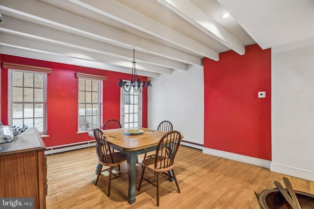 156 N 3RD ST, Philadelphia, PA 19106