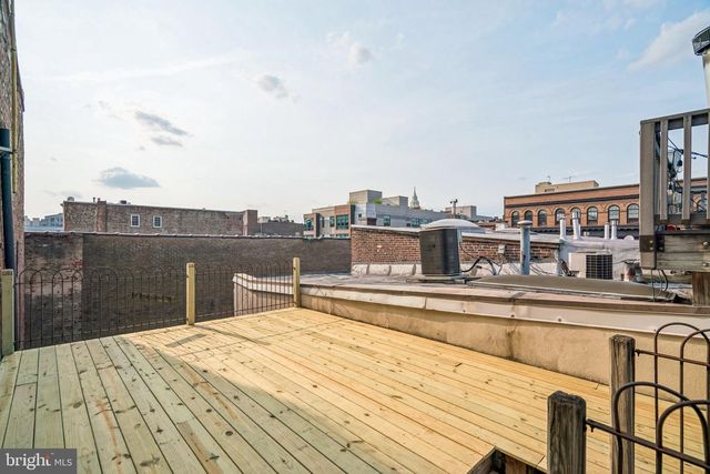 156 N 3RD ST, Philadelphia, PA 19106