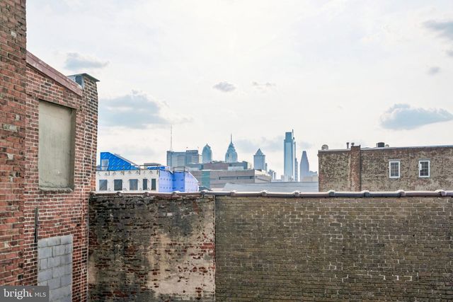 156 N 3RD ST, Philadelphia, PA 19106
