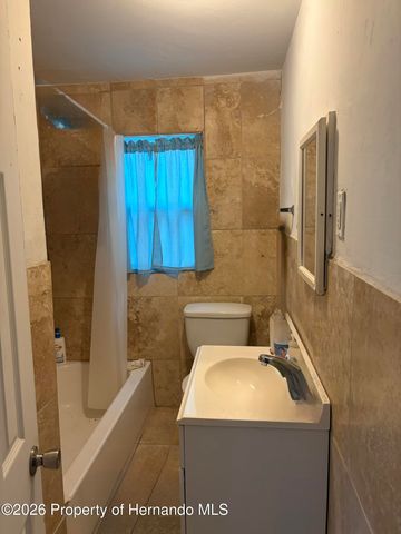 915 Winchester Street, Daytona Beach, FL 32114