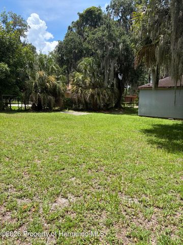 915 Winchester Street, Daytona Beach, FL 32114