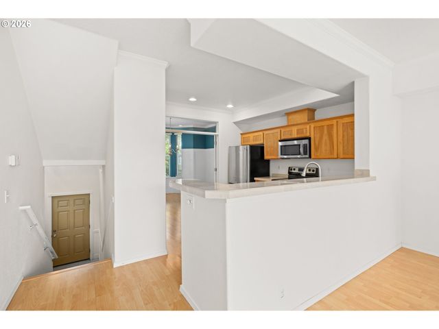 20642 Nw SEDONA Ln, Beaverton, OR 97006