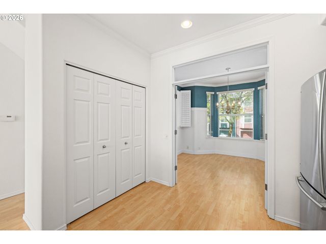 20642 Nw SEDONA Ln, Beaverton, OR 97006