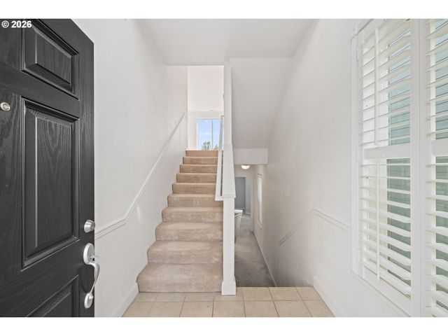 20642 Nw SEDONA Ln, Beaverton, OR 97006