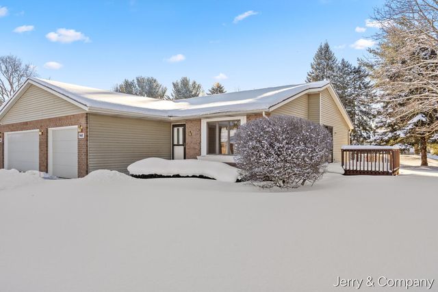 948 Laketown Drive, Holland, MI 49423