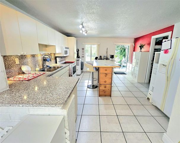 85 NW 126th, North Miami, FL 33168