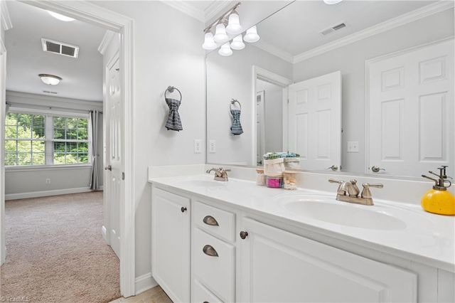 181 N Hiddenbrooke Drive, Advance, NC 27006