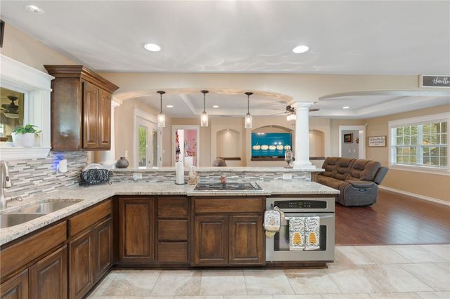 400 Rachal, Odem, TX 78370