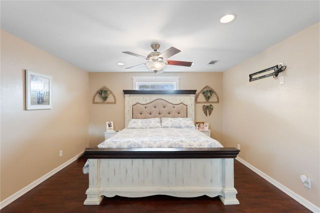 400 Rachal, Odem, TX 78370