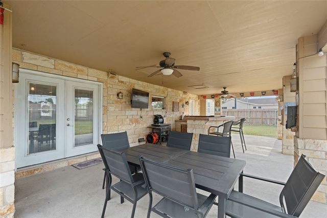 400 Rachal, Odem, TX 78370