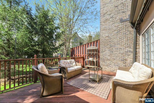 278 Hampshire Ridge 278, Park Ridge, NJ 07656