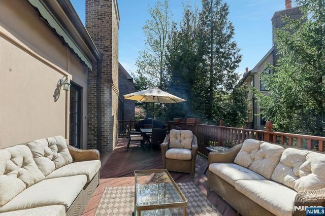 278 Hampshire Ridge 278, Park Ridge, NJ 07656