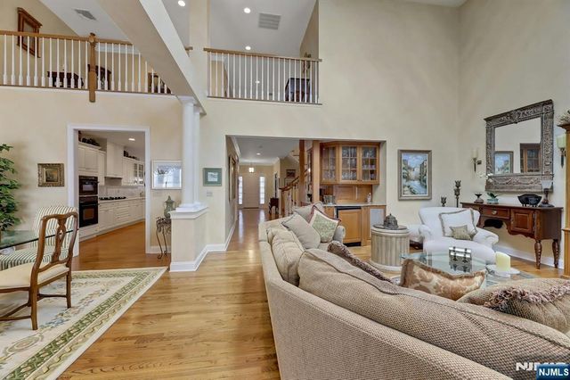 278 Hampshire Ridge 278, Park Ridge, NJ 07656