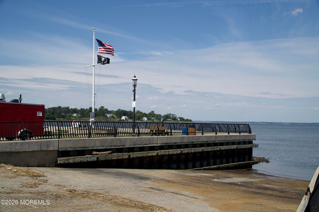 231 Atlantic Street 15, Keyport, NJ 07735