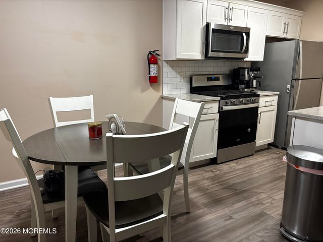 231 Atlantic Street 15, Keyport, NJ 07735