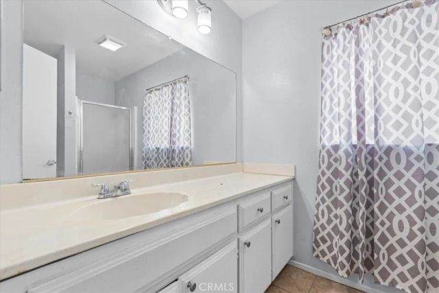 16476 Nisqualli Rd, Victorville, CA 92395