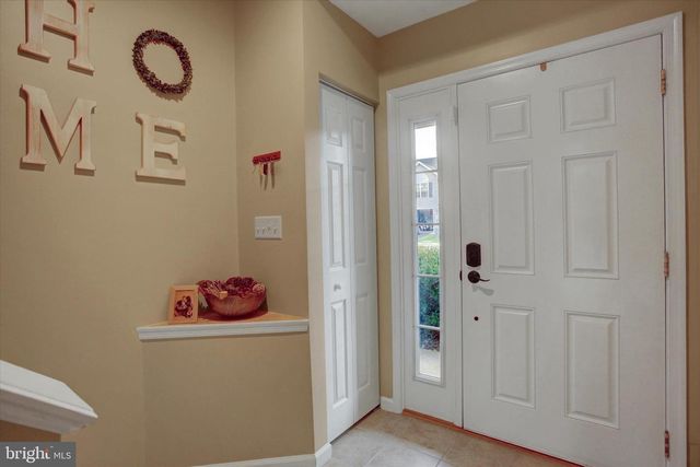 2035 POWELL DR, Chambersburg, PA 17201