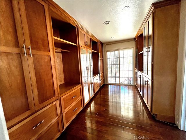 1029 S El Molino, Alhambra, CA 91801