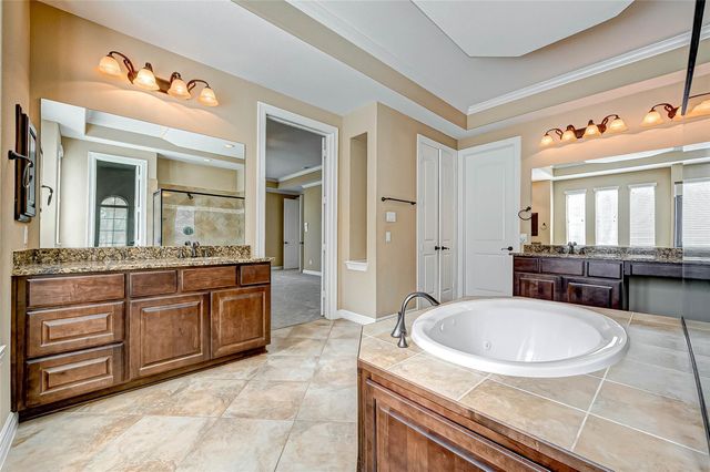 2914 Cotswold Lane, Sugar Land, TX 77479