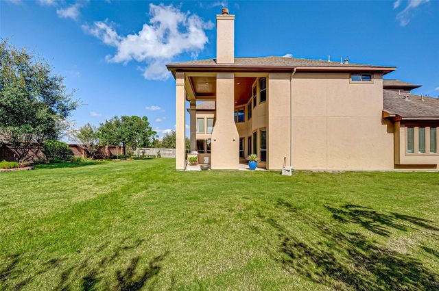 2914 Cotswold Lane, Sugar Land, TX 77479