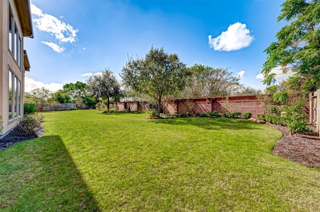 2914 Cotswold Lane, Sugar Land, TX 77479