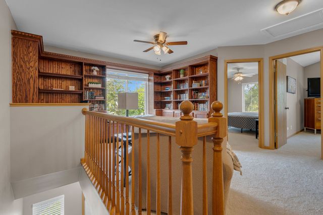 317 Windsor Court A, South Elgin, IL 60177