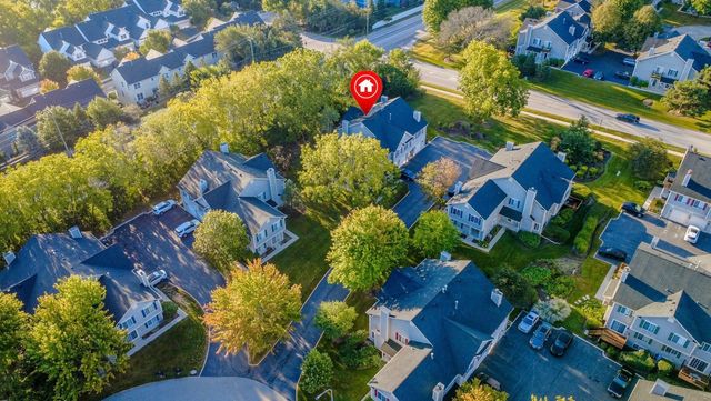 317 Windsor Court A, South Elgin, IL 60177