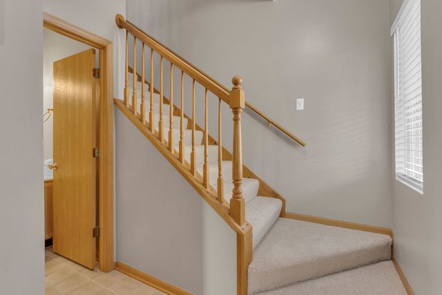 317 Windsor Court A, South Elgin, IL 60177