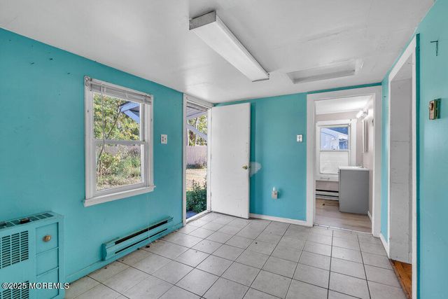 22 E Lacey Road, Forked River, NJ 08731