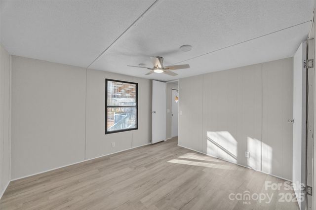 4179 Deerfield Drive, Maiden, NC 28650